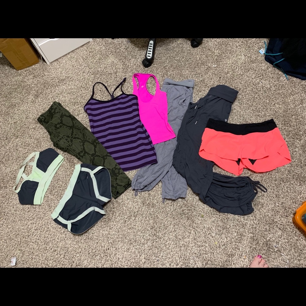 Huge lululmone size 6 lot.  5 pieces!